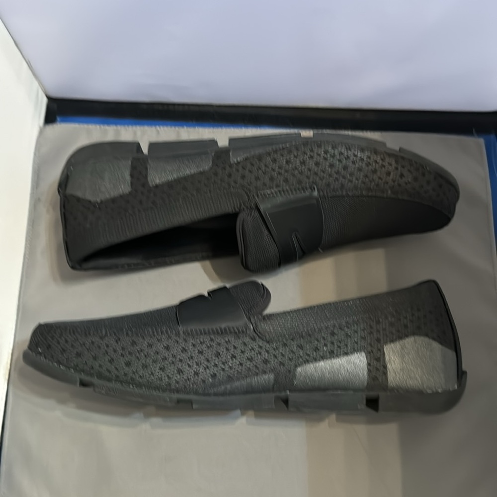 Swims Breeze Men’s size 11 - Picture 4 of 7